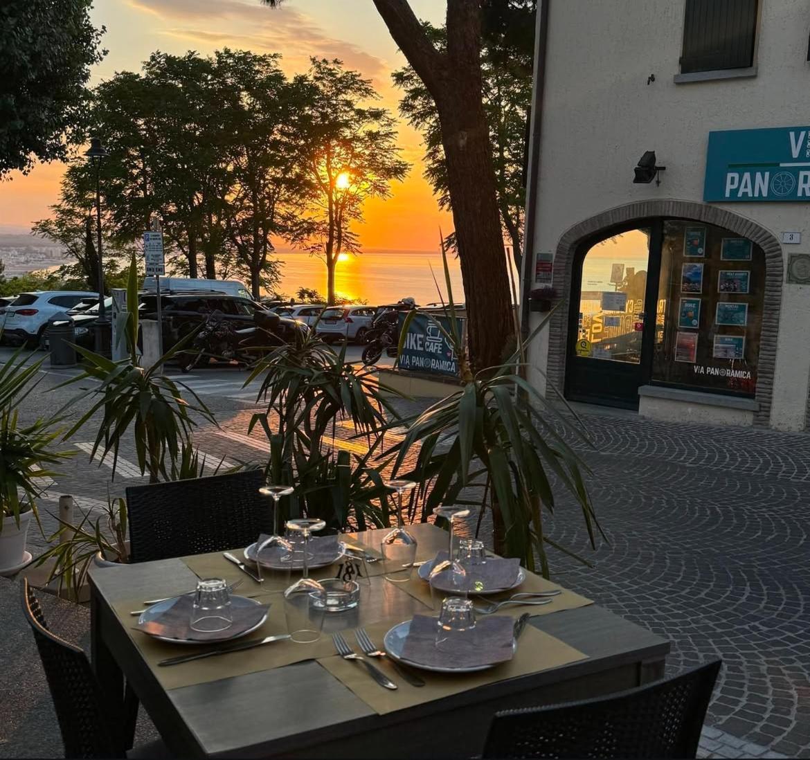 B&B Everest Bar Ristorantino Gabicce Mare Exterior foto