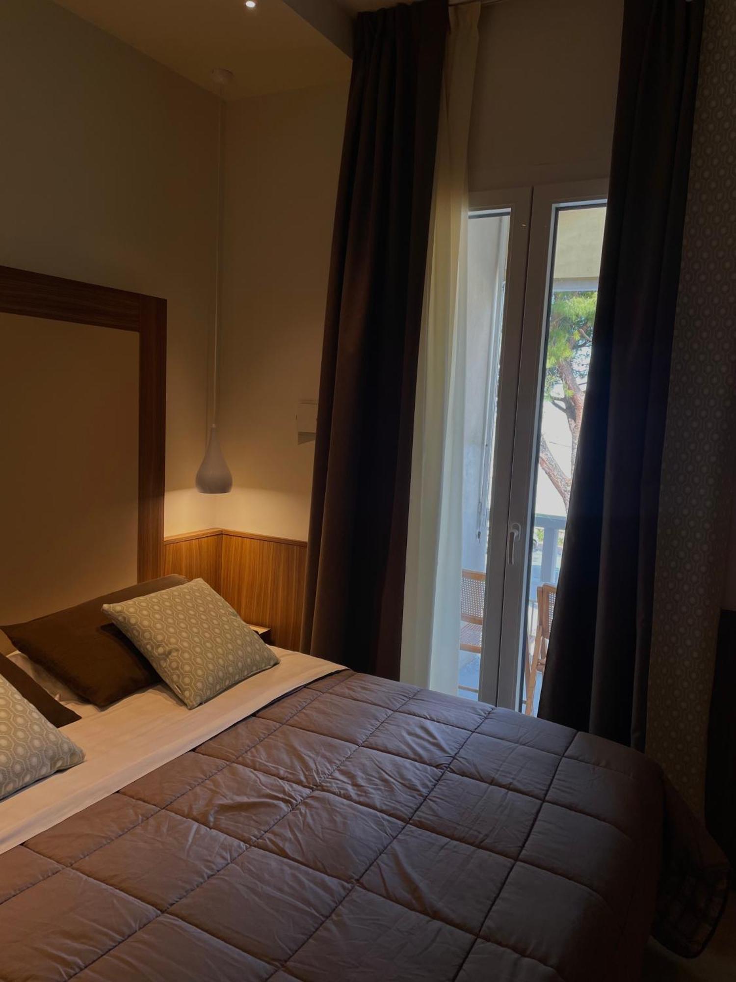 B&B Everest Bar Ristorantino Gabicce Mare Exterior foto